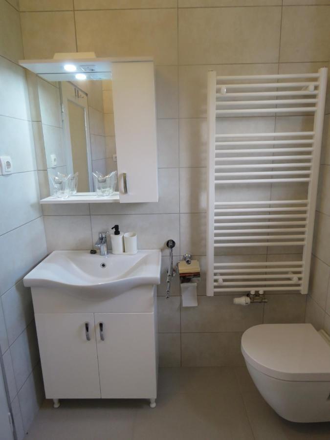 Sani Apartments Sveti Kriz Zacretje Exterior photo